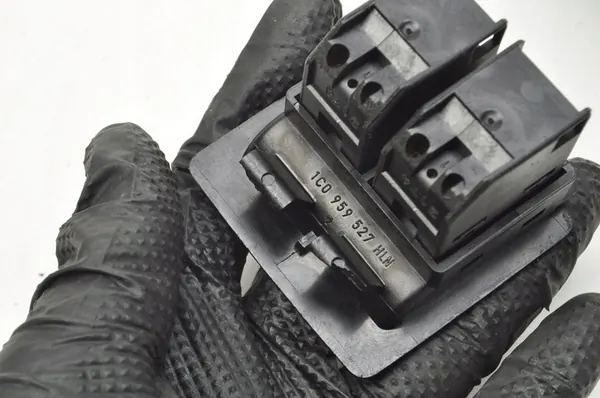 Painel de Interruptor de Janela VW New Beetle 1C 99- image 7