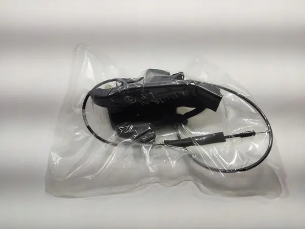 Vänster Framdörrslås Renault Trafic III Vivaro B 2014-2019 OEM image 5