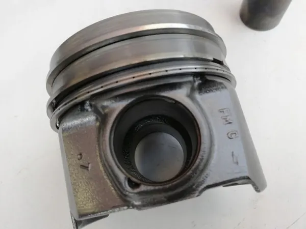 Zuigers OEM 0851E voor Peugeot Citroen 2.0 Blue HDI image 3