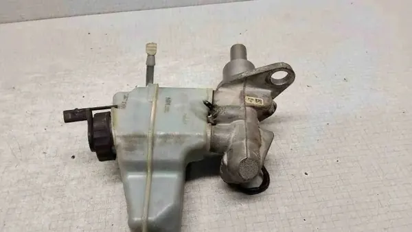 Jarru sylinteri OEM 1K2611349A VW Caddy III:lle image 9