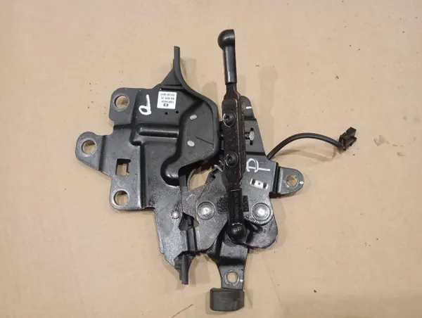 Katonlukko oikea Opel Astra H Cabrio OEM 133019602 image 2