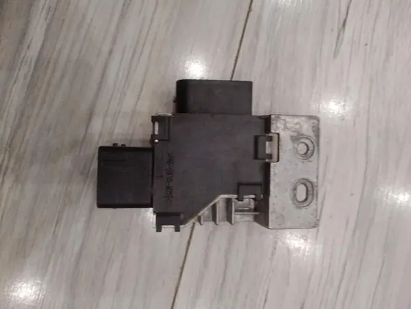 Gloeiplugrelais Renault Clio V image 2