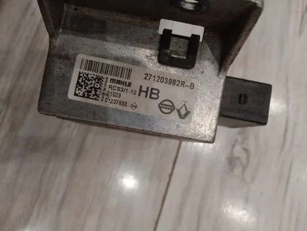 Gloeiplugrelais Renault Clio V image 3