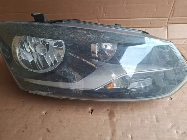 Farol Volkswagen Polo V 6R image 3