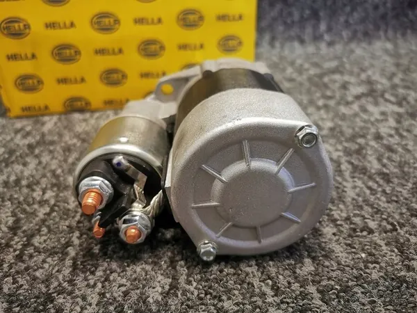 Motor de arranque Hella 12V 1KW image 2
