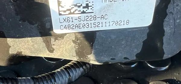 Tanque AdBlue Ford Kuga MK3 LX61-5J228-AC image 3