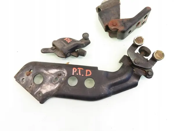 Rueda de puerta corredera Nissan Quest III OEM image 3