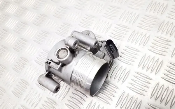 AUDI A4 B8 2.0 TDI Gasklephuis A2C83076000 image 4