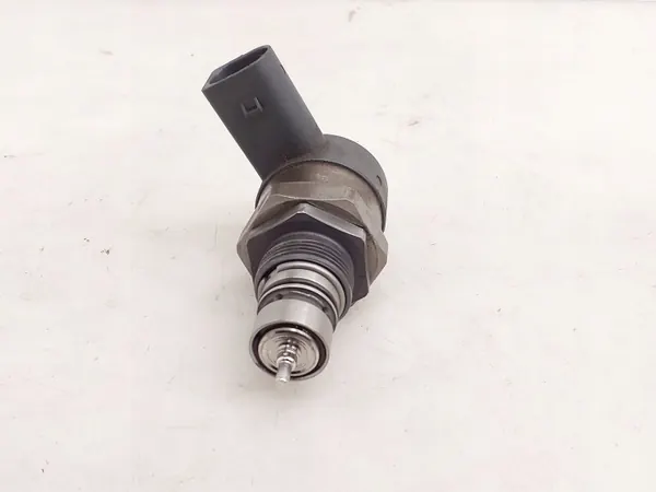 Sensor de válvula de pressão OEM 057130764AM Audi 3.0 TDI image 4