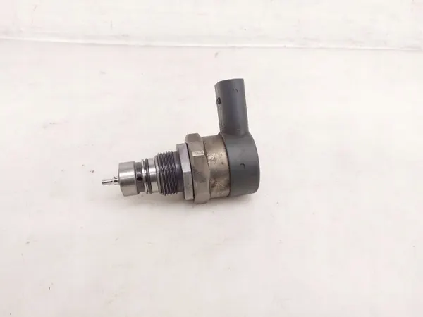 Sensor de válvula de pressão OEM 057130764AM Audi 3.0 TDI image 6