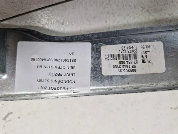 PEUGEOT 208 I 1 Elevador de Vidro Esquerdo Dianteiro 6 Pin OEM image 3