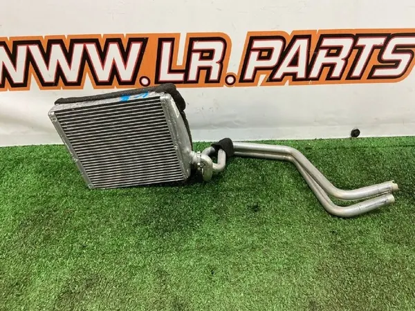 Ilmastointikondensaattori Land Rover image 2