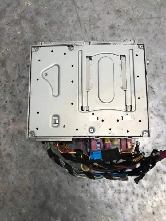 Radio Navigation Mercedes W205 OEM A2059007721 image 3