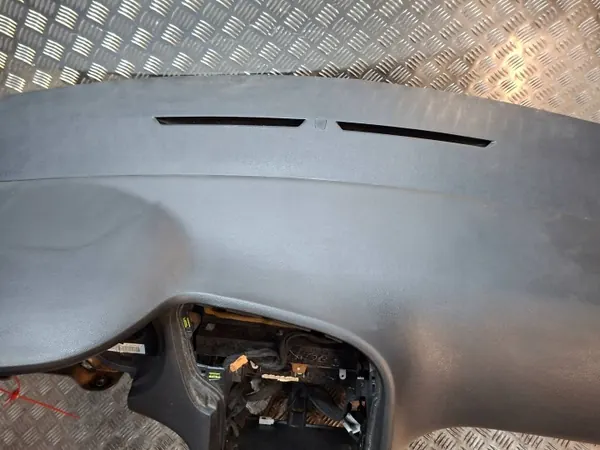 Panneau de console OEM S26279055 pour Peugeot 5008/3008 image 3