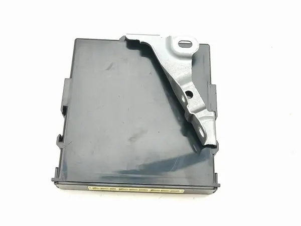 Módulo sin llave Toyota Prius 2018 OEM 8999047032 image 3