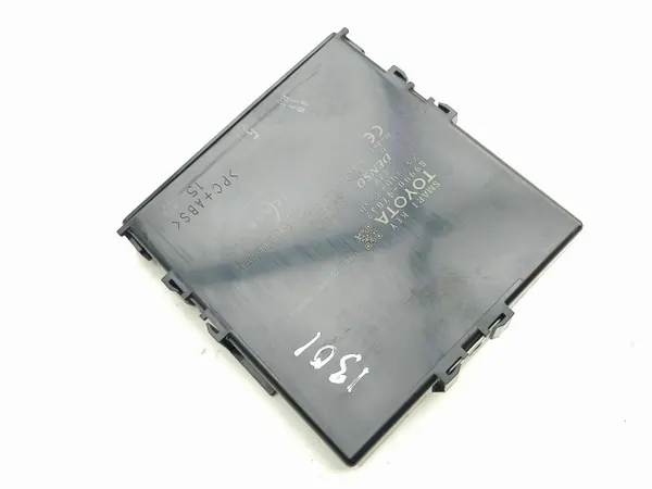 Módulo sin llave Toyota Prius 2018 OEM 8999047032 image 6