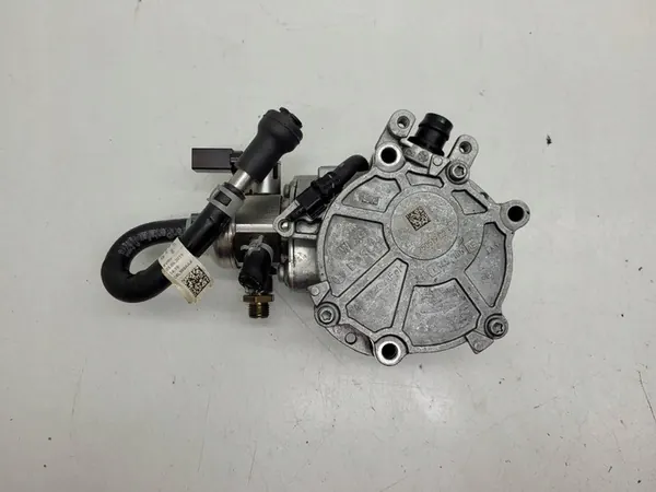 Imupumppu Polttoainepumppu 2.0 TFSI Audi A5 F5 06G127025M image 3
