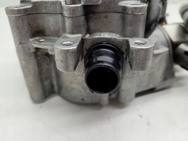 Imupumppu Polttoainepumppu 2.0 TFSI Audi A5 F5 06G127025M image 7