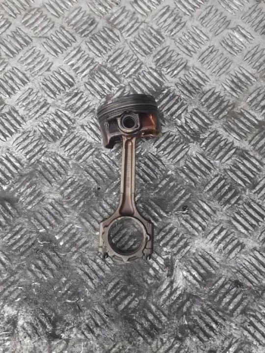 Biela Kia OE OEM 2351003800 - Usado image 2