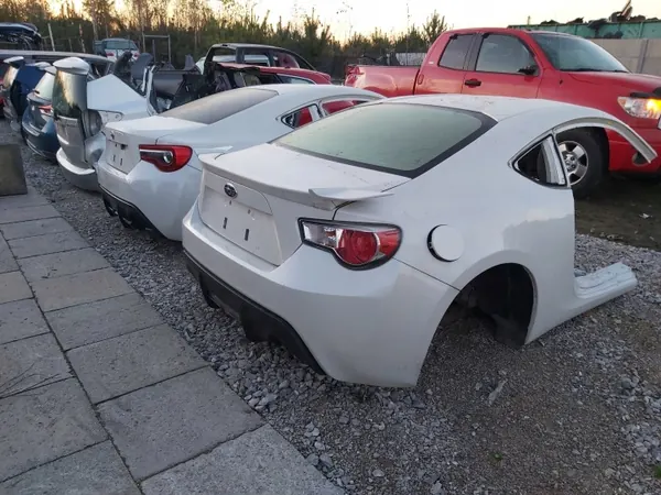 Lien de trappe à carburant GT86 - Pièce OEM Toyota image 4