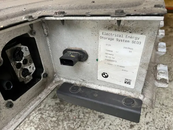 Batterie BMW OEM 2353643 60Ah pour i3 I01REX image 4