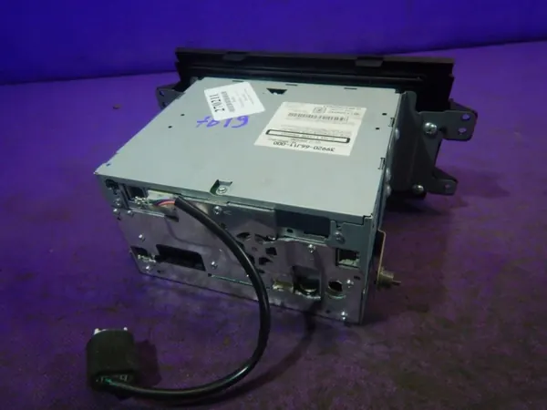 Fiat Sedici 09- Radio Navigatie OEM 39920-66J11-000 image 3