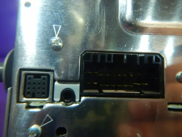 Fiat Sedici 09- Radio Navigatie OEM 39920-66J11-000 image 4