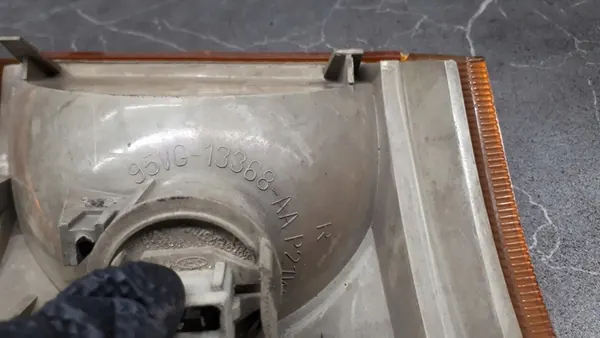 Indicador Direito Ford Transit V 92-99 image 10