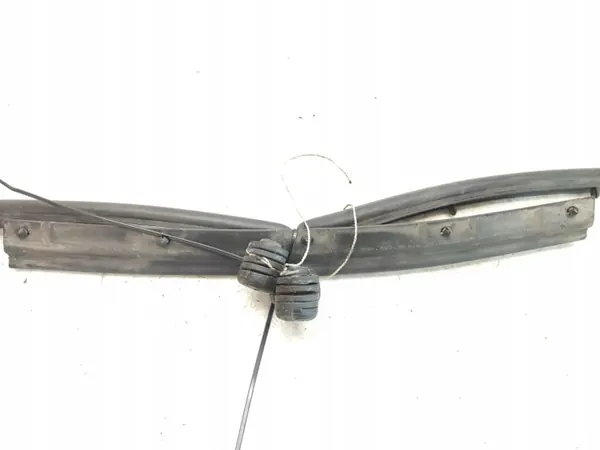 Joint de capot VW Golf 8 OEM 5G0823709A - Occasion image 7