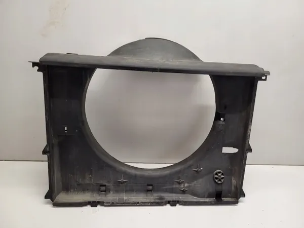 Couvercle de ventilation radiateur OEM 1705580 BMW E39 image 2
