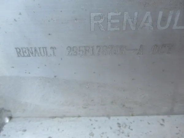 Batería Renault OE OEM 295109893R - 1Ah Usada image 8