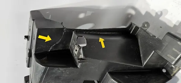 Toyota OE Framskärmsförstärkning image 5