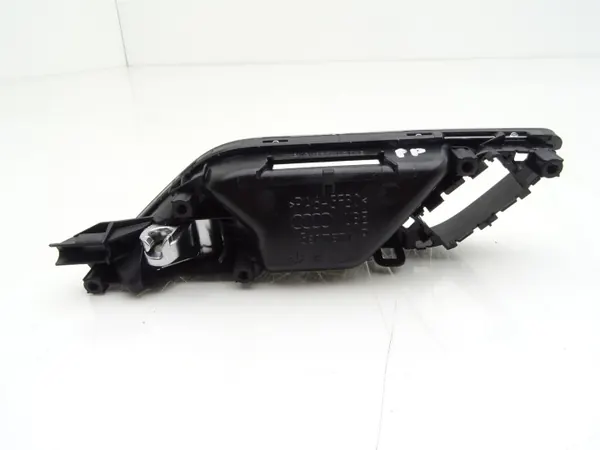 OEM 8V3837020C Vordere rechte Türgriff - Gebraucht image 4