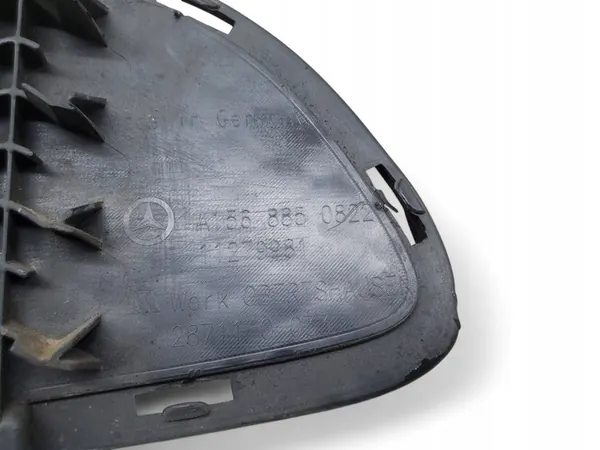 Rejilla de parachoques delantera Mercedes-Benz GLA W156 2016 image 8