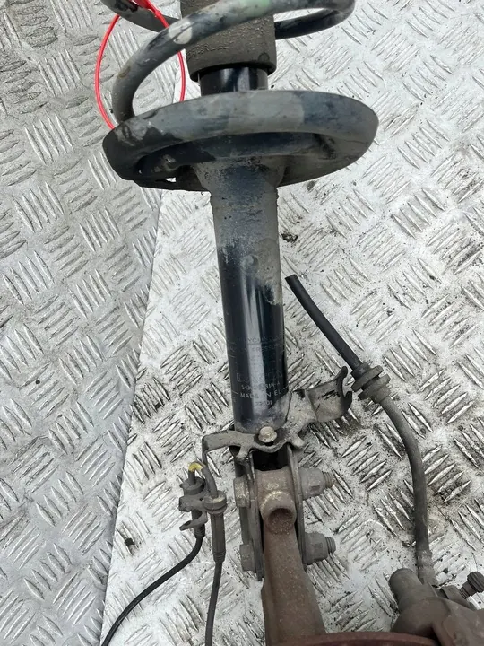 Ammortizzatore anteriore destro Dacia Sandero II 1.5 DCI OEM 543029731R image 3