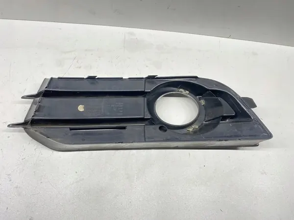 Rejilla de Parachoques Delantero Derecha Audi A1 2010-2015 OEM image 2