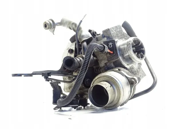 Vänster turboladdare Audi A8 D4 4.2 TDI 057145873P image 3