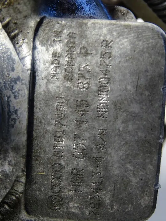 Vänster turboladdare Audi A8 D4 4.2 TDI 057145873P image 5