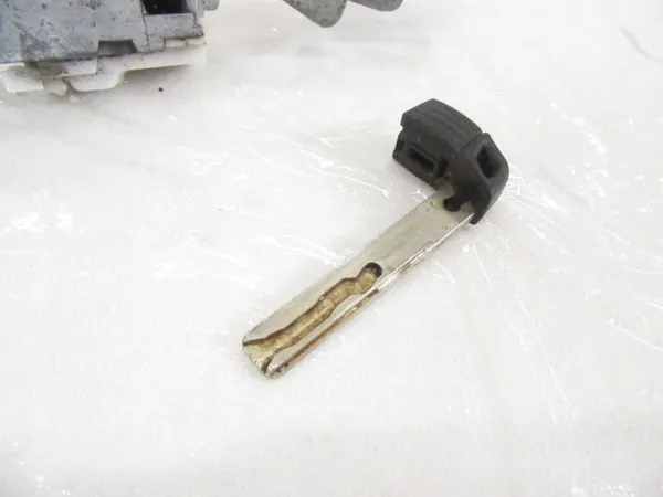 BMW dörrlåscylinder OEM Wkładka e90 e91 image 5