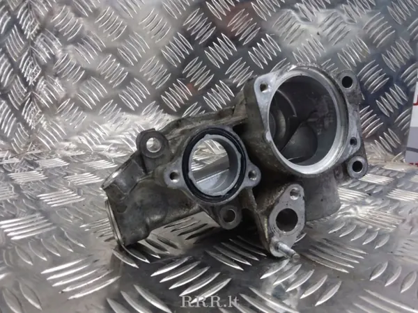 Carcasa termostato Honda CR-V OEM ARA3711 Usado image 2