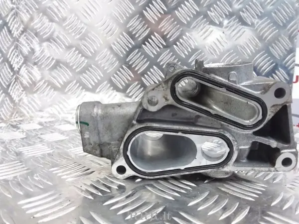 Carcasa termostato Honda CR-V OEM ARA3711 Usado image 3