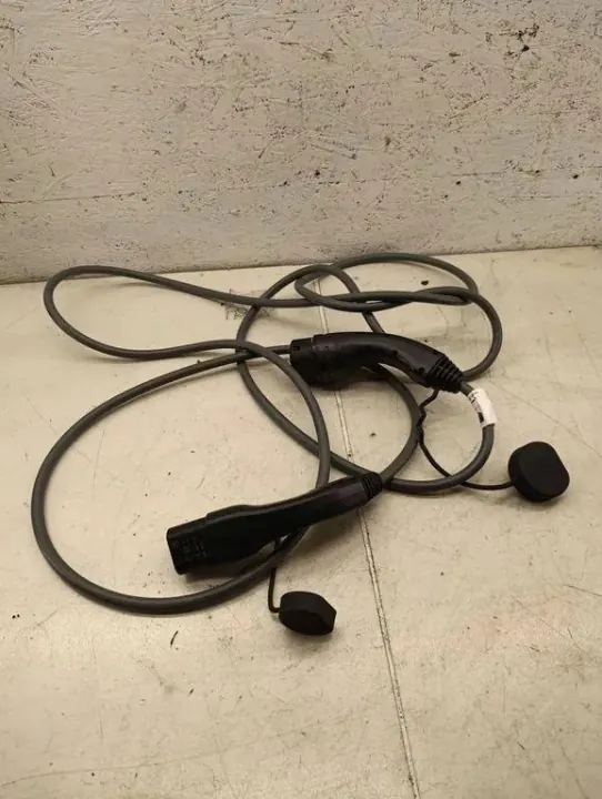 BMW I3 (I01) Battery Charging Cable 7827899 2022 image 2