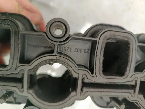 Begagnad Audi OE Insugsgrenrör OEM 2900312519 image 5