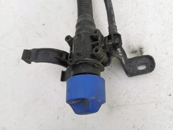 Tanque AdBlue OEM AMD136483 para Peugeot 3008 II 2018 image 4