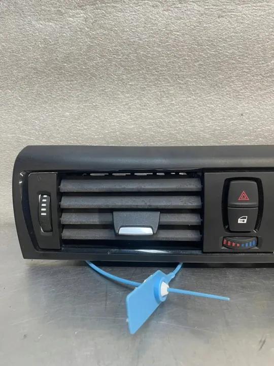 Mittventilationsgallret OEM 9207116 för BMW 1 F20 F21 image 3