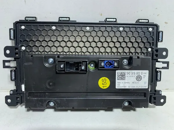 VW Golf 8 Navigointinäyttö OEM 5H0919605B image 3