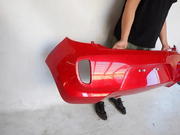 KIA PICANTO II 2 11-15 Parachoques trasero image 4