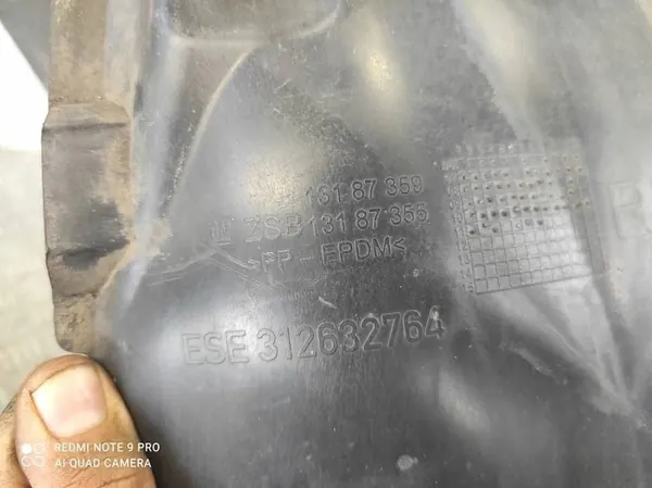 Front Right Wheel Arch Opel Corsa D image 8