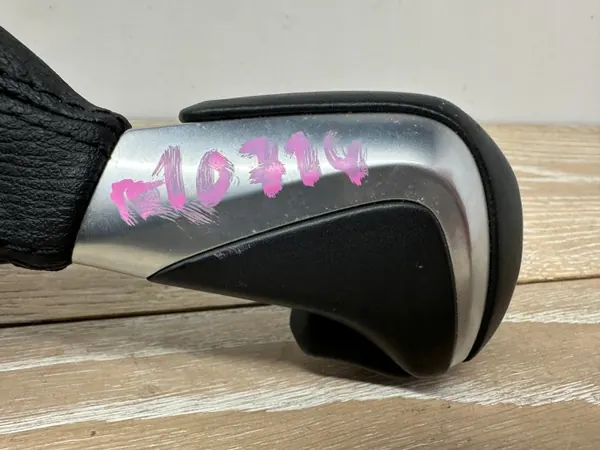 Pomo de cambios BMW X1 F48 OEM 9391197 Usado image 3