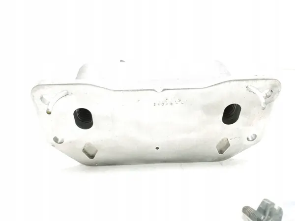 Arrefecedor de óleo Volvo V70 2.0 D4 OEM 31368636 Usado image 4